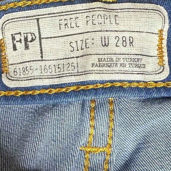 Free People jeans 28 destroyed long and lean denim jeans - Picture 6 of 6